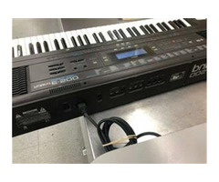 Roland E500 keyboard