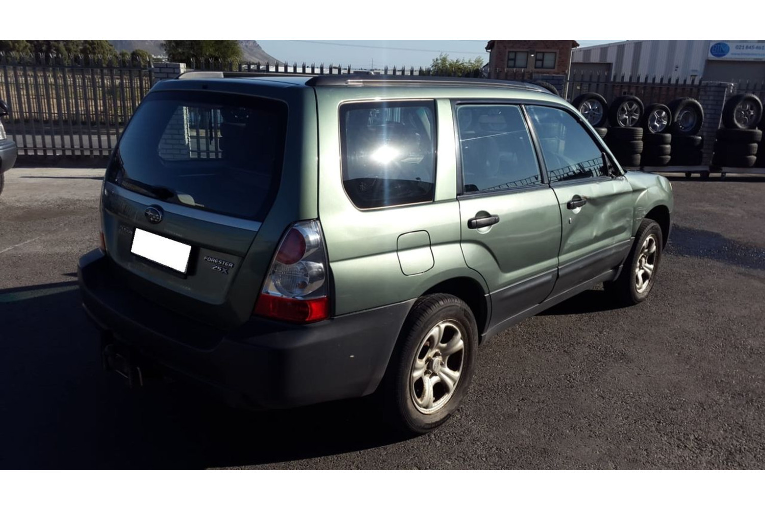 Subaru Forester 2.5X 2006 stripping for spares